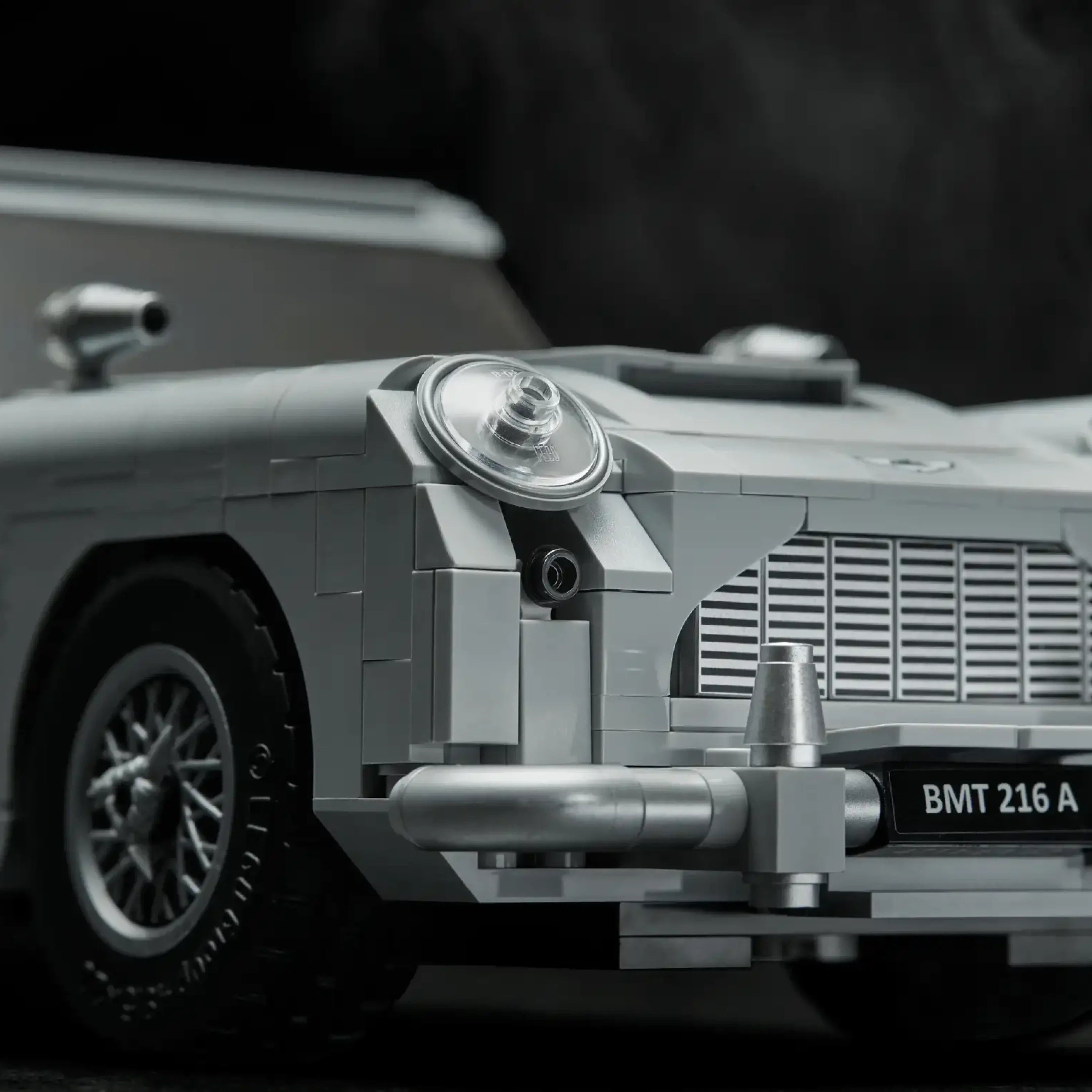 Aston Martin DB5 do James Bond "007" (1295 peças)