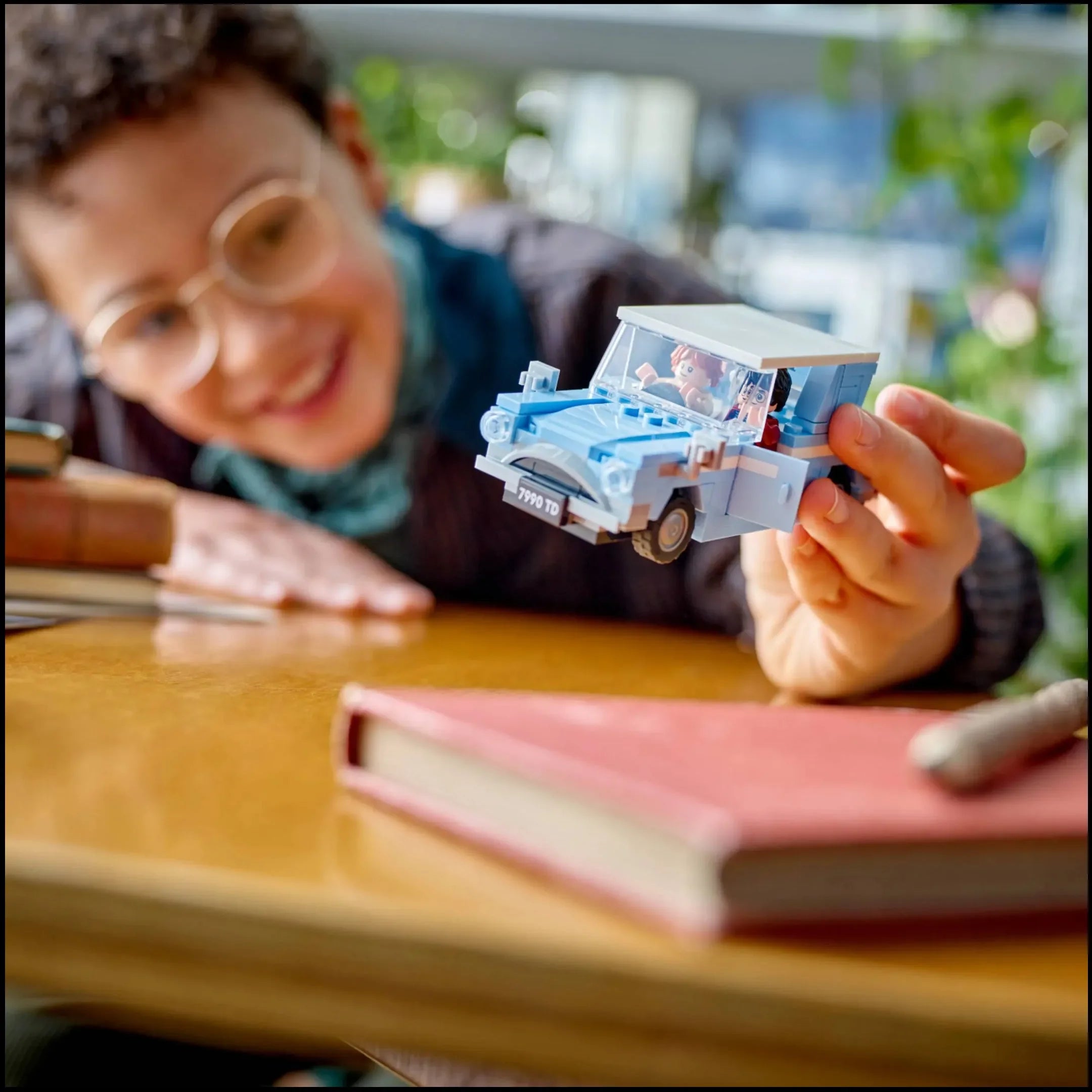 Ford Anglia voador do Harry Potter (165 peças)