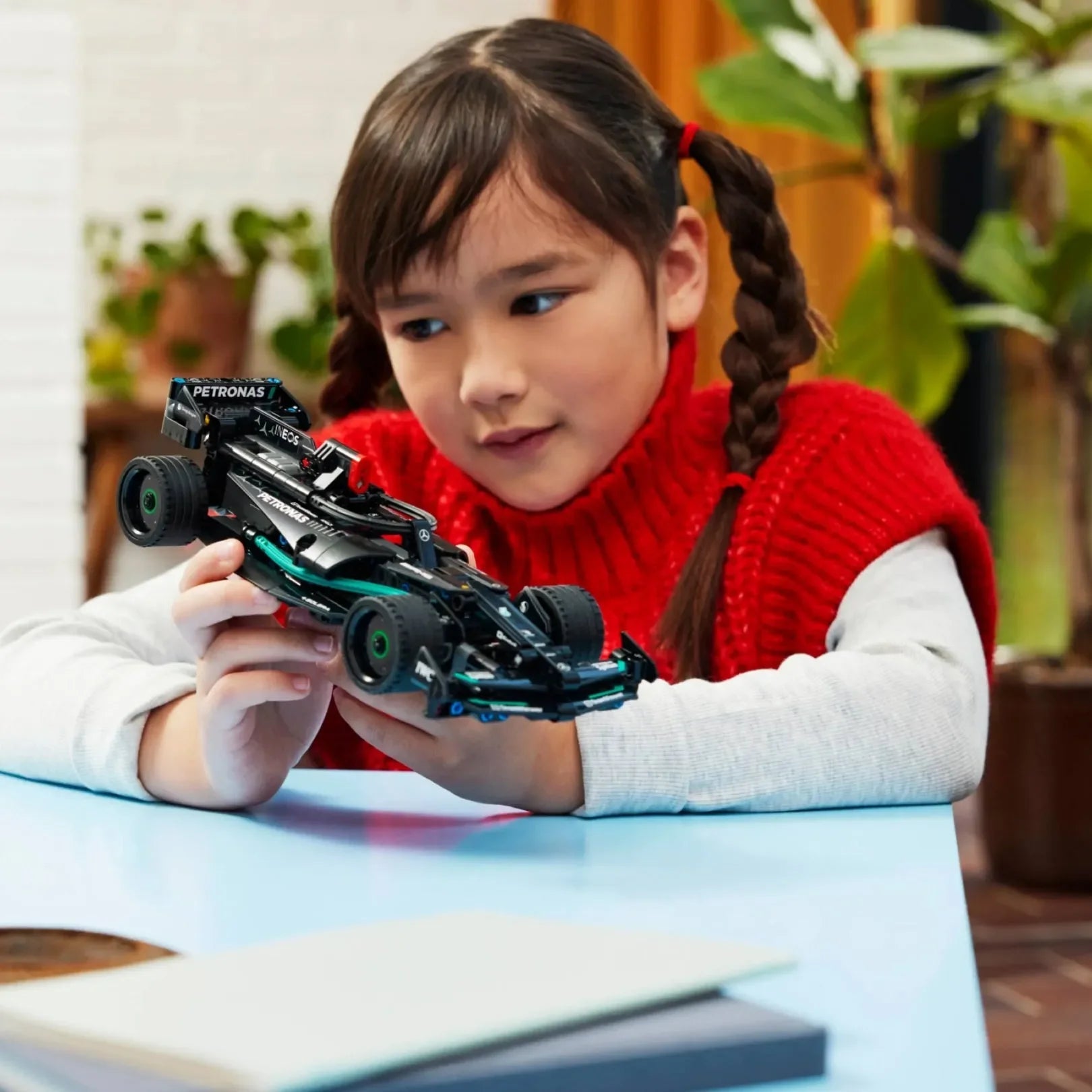 Fórmula 1 - Mercedes-AMG F1 W14 Pull-Back (240 pçs)